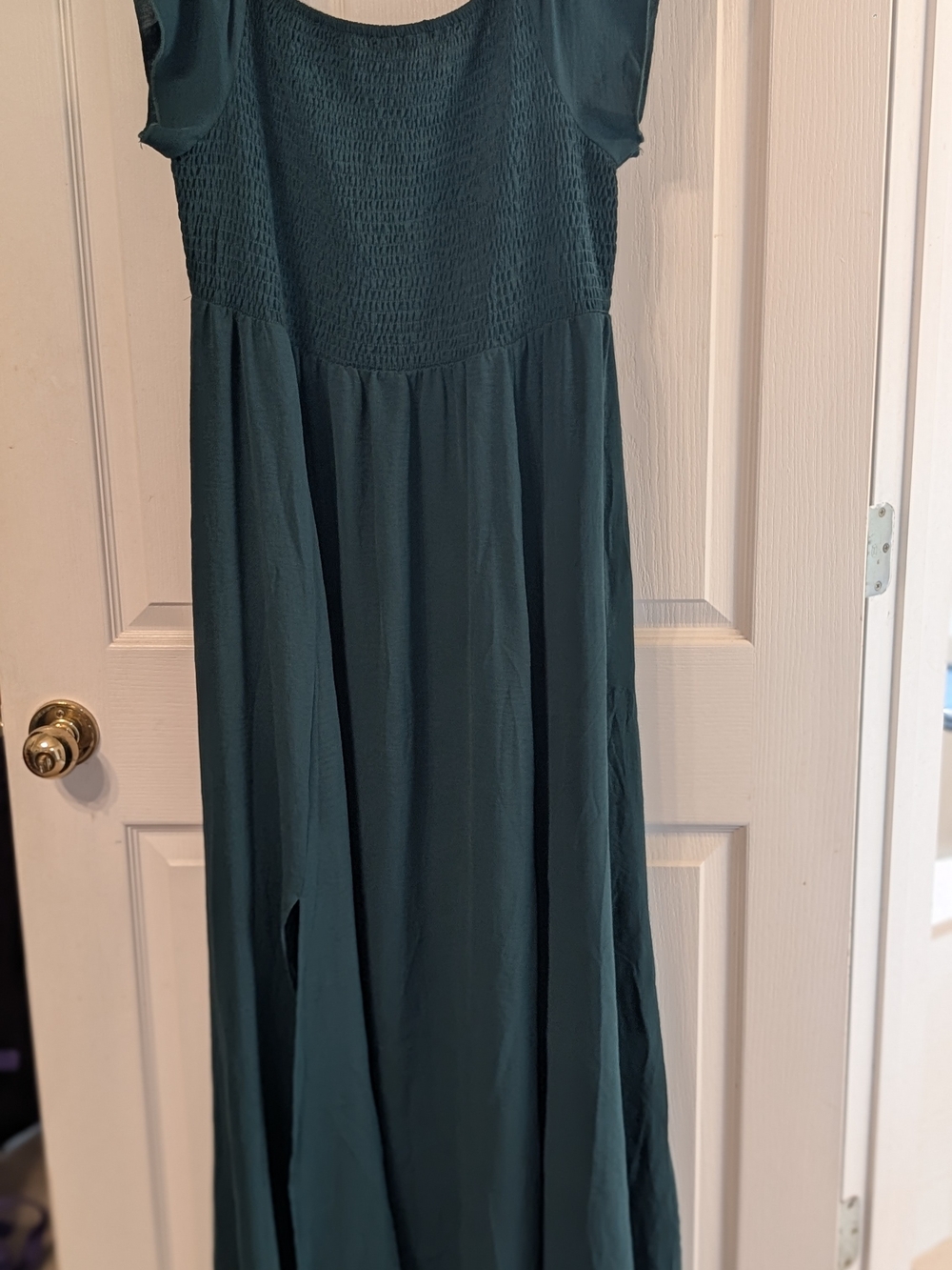 Women’s Dark Green Smocked Waist Maxi Dress